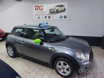 Usata Mini Cooper D 89 CV (65 kW) 2010 Grigio Utilitaria