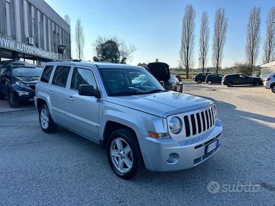 Usata Jeep Patriot Limited 160 CV (117 kW) 2010 Grigio SUV