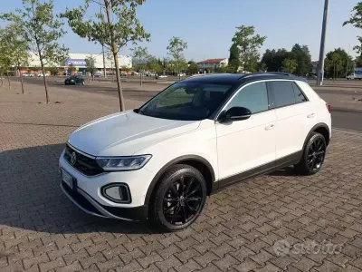 Usata VW T-Roc Sport 116 CV (85 kW) 2023 Bianco SUV