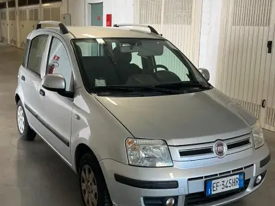 Usata Fiat Panda 60 CV (44 kW) 2010 Grigio Utilitaria