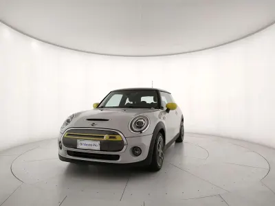 Usata Mini Cooper SE 135 kW (184 CV) 2020 Grigio Utilitaria