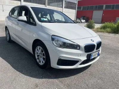 Usata BMW 214 Active Tourer Luxury Line 95 CV (69 kW) 2015 Other Monovolume