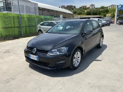 Second-hand VW Golf VII Comfortline 110 CP (80 kW) 2017 Negru Berlinǎ
