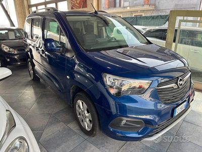 Usata Opel Combo Life Innovation 101 CV (74 kW) 2020 Blu Monovolume