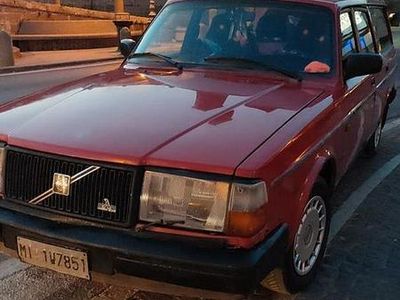 Usata Volvo Polar 109 CV (80 kW) 1992 Rosso Station wagon