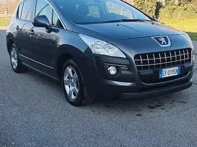 Usata Peugeot 3008 156 CV (114 kW) 2011 Grigio Station wagon