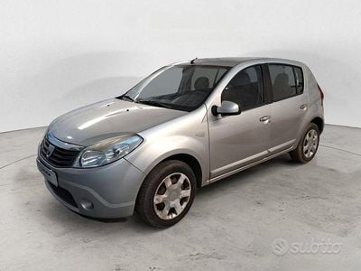 Usata Dacia Sandero Ambiance 75 CV (55 kW) 2009 Grigio Utilitaria