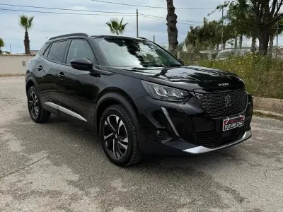 Gebraucht Peugeot 2008 Allure 131 PS (96 kW) 2022 Schwarz SUV