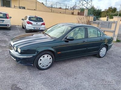 usata Jaguar X-type 2 litri V6 24V cat Classic