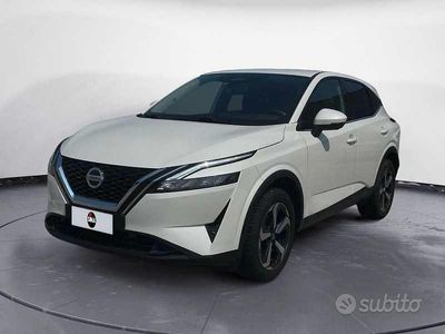 Usata Nissan Qashqai N-Connecta 140 CV (102 kW) 2022 Bianco SUV