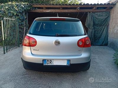 VW Golf V
