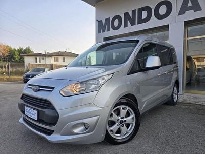 Usata Ford Tourneo Connect Titanium 120 CV (88 kW) 2018 Argento Monovolume