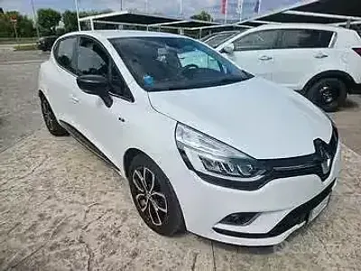 Second-hand Renault Clio IV 90 CP (66 kW) 2019 Alb Berlinǎ