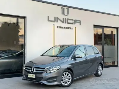 Usata Mercedes B180 Business 109 CV (80 kW) 2016 Grigio Utilitaria