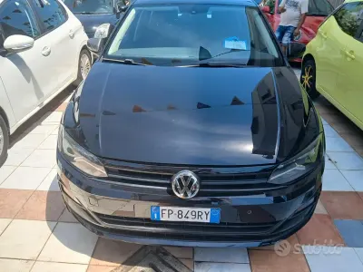 Usata VW Polo Comfortline 90 CV (66 kW) 2018 Nero Utilitaria