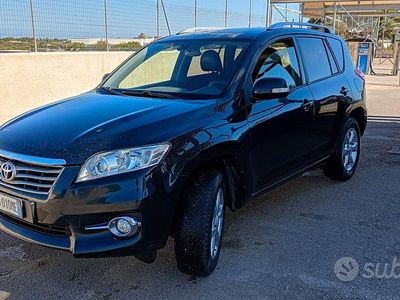 Usata Toyota RAV4 152 CV (111 kW) 2011 Nero SUV
