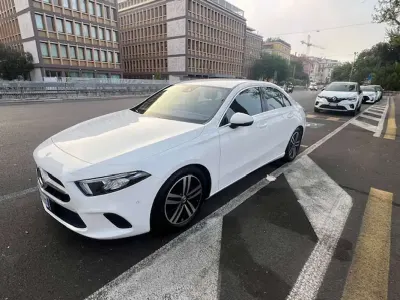Usata Mercedes A180 116 CV (85 kW) 2022 Bianco Berlina