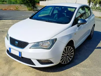 Usata Seat Ibiza CONNECT 75 CV (55 kW) 2017 Bianco Berlina