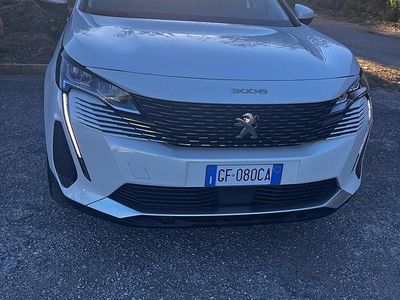 Begagnad Peugeot 3008 Business-Line 130 HK (95 kW) 2021 Vit SUV
