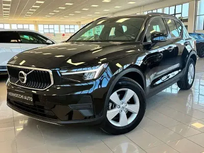 Usata Volvo XC40 129 CV (94 kW) 2023 Nero SUV