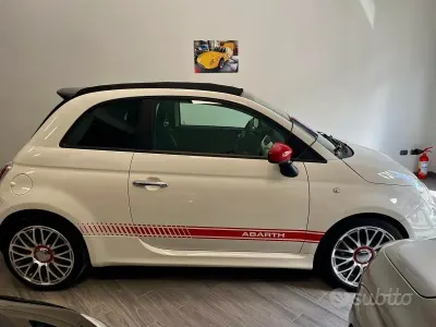 Usata Abarth 500C Custom 135 CV (99 kW) 2013 Bianco Cabrio