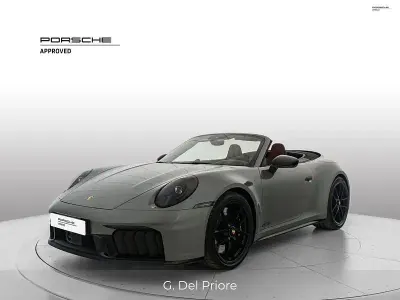 Nuova Porsche 911 Carrera 4 GTS 2026 Verde Cabrio