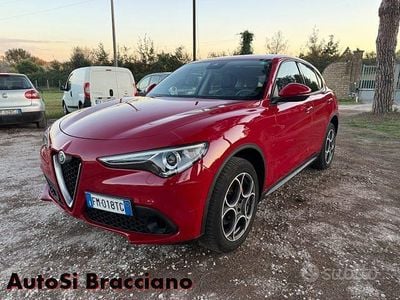 Usata Alfa Romeo Stelvio Super 210 CV (154 kW) 2017 Rosso SUV
