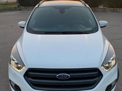 Usata Ford Kuga ST-Line 120 CV (88 kW) 2018 Bianco SUV