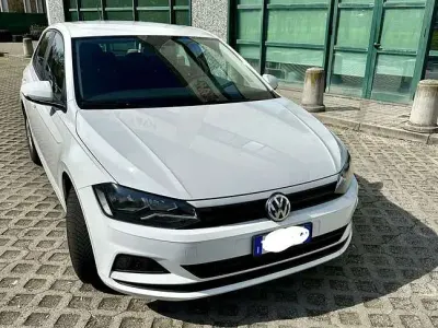 Usata VW Polo Trendline 75 CV (55 kW) 2019 Bianco Utilitaria