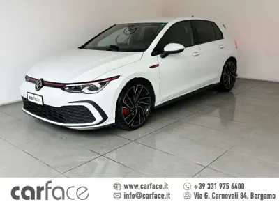 Usata VW Golf VIII GTI 245 CV (180 kW) 2020 Bianco metallizzato Berlina