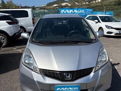 Usata Honda Jazz Trend 99 CV (72 kW) 2011 Gray Utilitaria