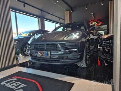 Usata Porsche Macan 245 CV (180 kW) 2019 Grigio SUV
