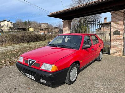 Usata Alfa Romeo 33 90 CV (66 kW) 1990 Rosso Berlina
