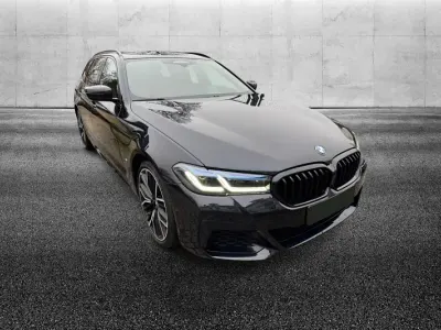 Begagnad BMW 530 M Sport 249 HK (183 kW) 2023 Svart Kombi