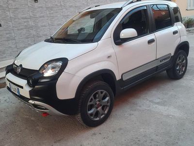 Usata Fiat Panda Cross Cross 95 CV (69 kW) 2016 Bianco Utilitaria
