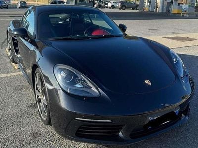 Porsche 718 Cayman