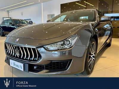Usata Maserati Ghibli 250 CV (183 kW) 2018 Grigio maratea Berlina