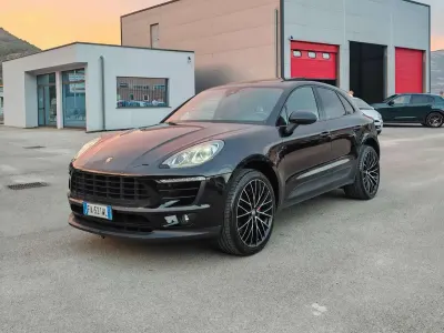 Usata Porsche Macan 250 CV (183 kW) 2015 Nero SUV