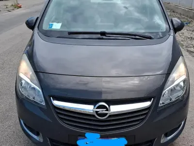 Usata Opel Meriva 110 CV (80 kW) 2014 Monovolume
