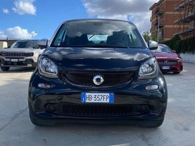 Con finiture grigio Usata 2015 Smart ForTwo Coupé Proxy Utilitaria | 10.490 € (Buon prezzo)