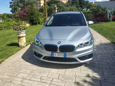Usata BMW 218 Active Tourer Sport Line 150 CV (110 kW) 2015 Argento Monovolume