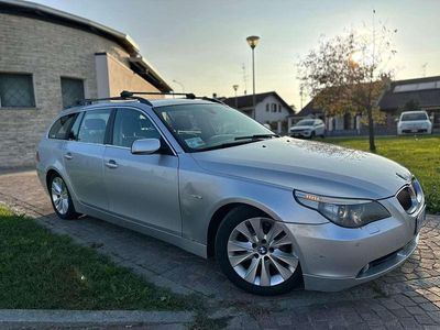 BMW 525