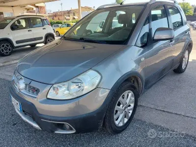 Usata Fiat Sedici Dynamic 135 CV (99 kW) 2009 Gray SUV