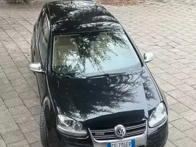 Usata VW Golf IV R 250 CV (183 kW) 2006 Berlina