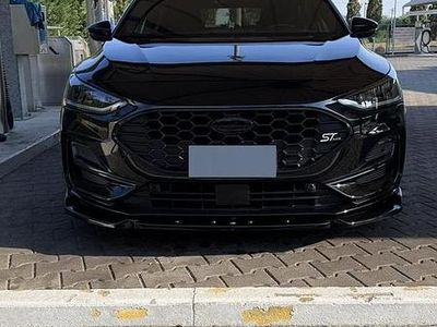 Usata Ford Focus ST-Line 120 CV (88 kW) 2023 Nero Berlina