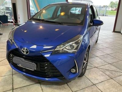 Begagnad Toyota Yaris Active 69 HK (50 kW) 2018 Blå Sedan