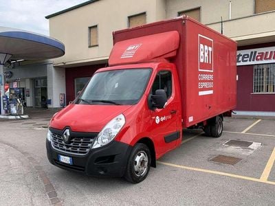 Begagnad Renault Master 163 HK (119 kW) 2019 Röd Van
