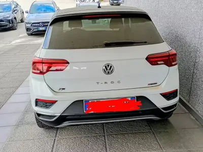 Usata VW T-Roc 150 CV (110 kW) 2019 Bianco SUV