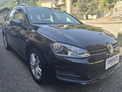 Usata VW Golf VII Trendline 90 CV (66 kW) 2015 Nero Station wagon