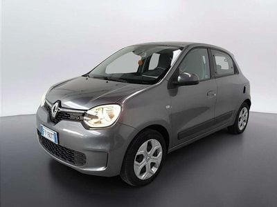 Usata Renault Twingo Zen 60 kW (82 CV) 2021 Grigio chiaro Utilitaria